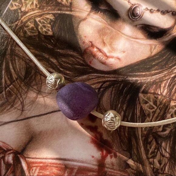 Purple Agate pearl white leather Choker - Picture 3 of 6